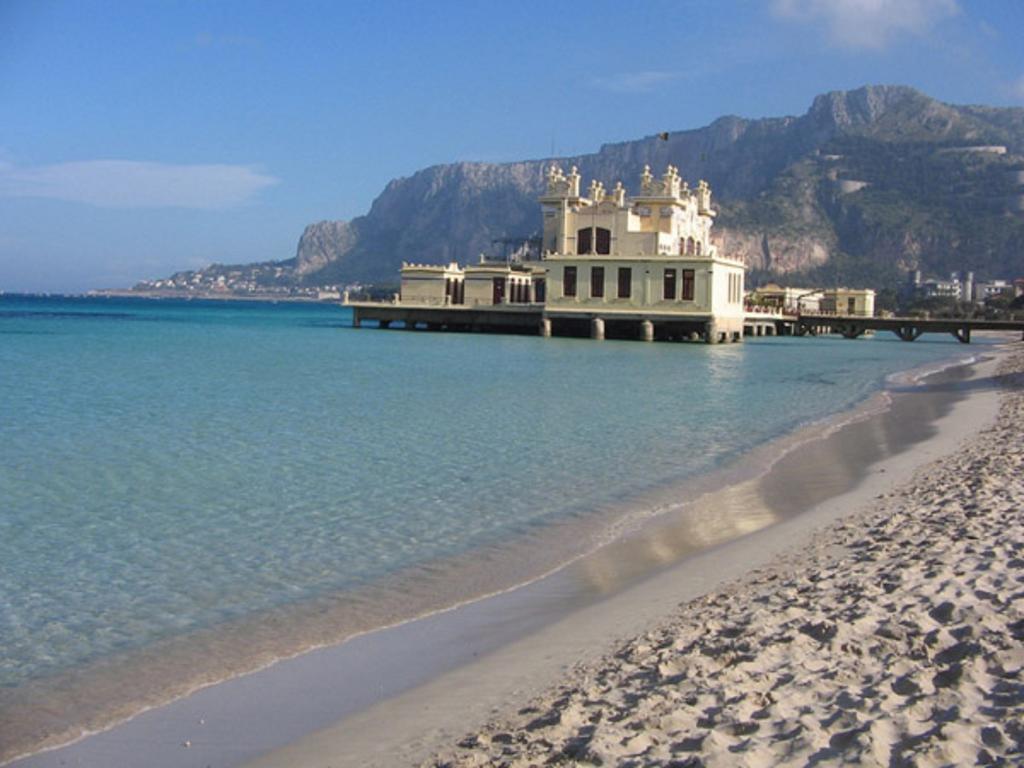 Casa Lunastella Locazione Turistica Mondello Eksteriør bilde